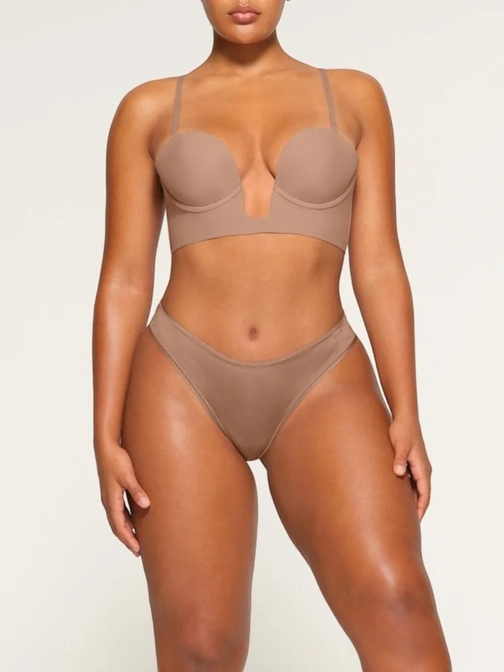 SKIMS Deep Plunge Shapewear Bra XXS Sienna NWT